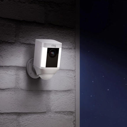 Ring Outdoor Security Camera: Spotlight Cam Battery
