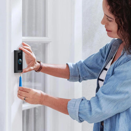 Ring Video Doorbells: Video Doorbell Wired with Plug-In Adapter - 840080577401